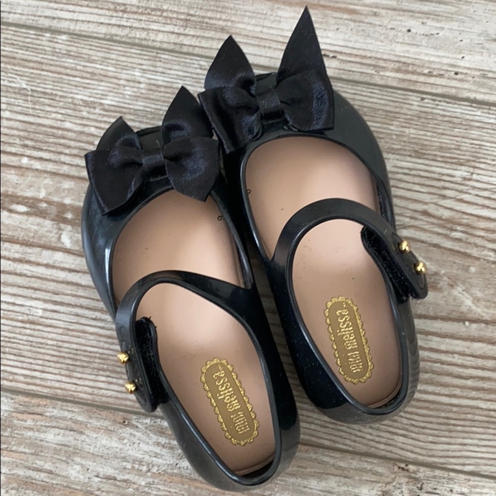 Black Mini Melissa shoes with bow baby sz 6